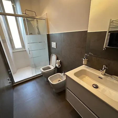 アパート 2mg: Con Terrazzo Nel Cuore Di Roma!